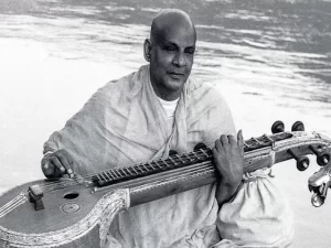 Home 84 Yoga Guru Swami Sivananda | Yoga.in